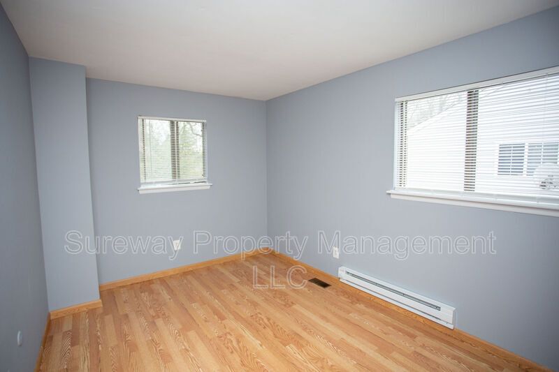 Bright property image