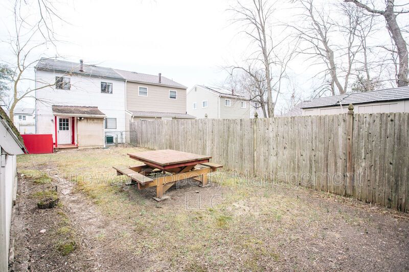 Bright property image