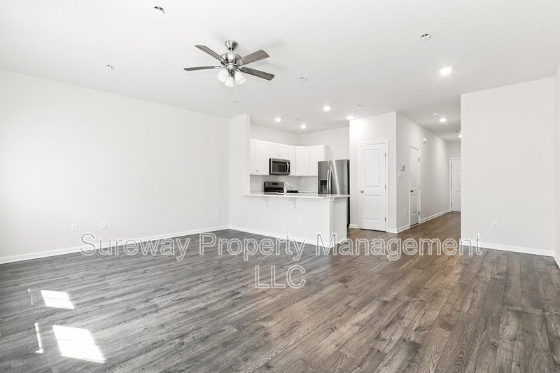 Open property image