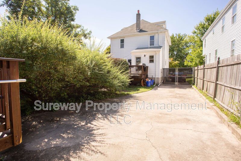 Bright property image