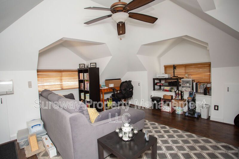 Bright property image