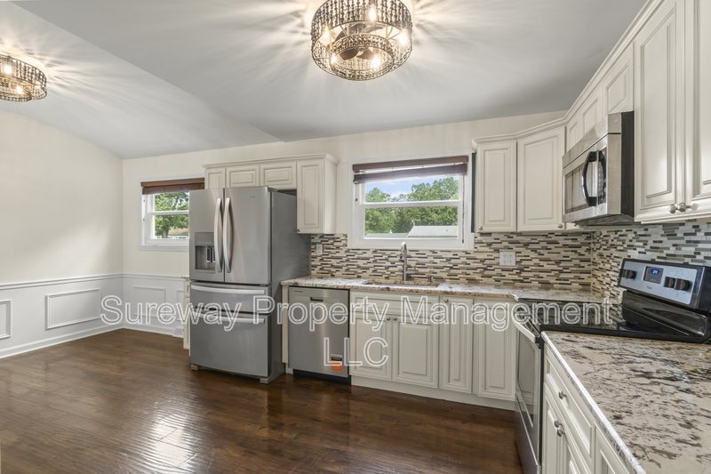 Bright property image