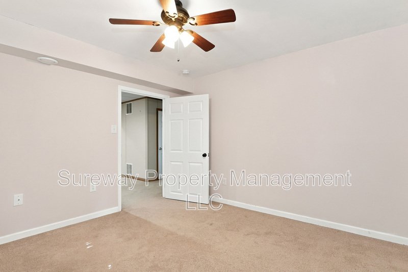 FOR RENT – 15 Guilford Pl, Burlington, NJ 08016 property image