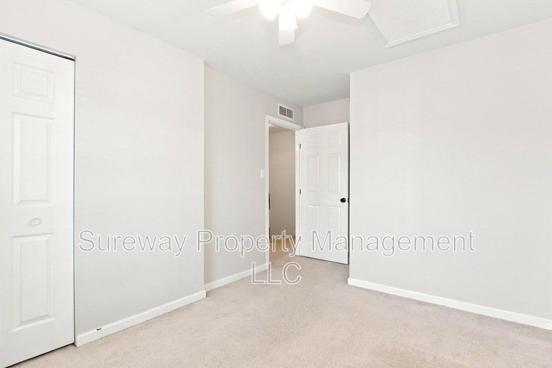 FOR RENT – 15 Guilford Pl, Burlington, NJ 08016 property image