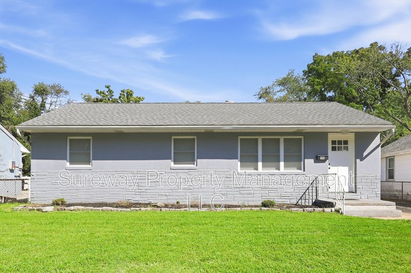 Open property image